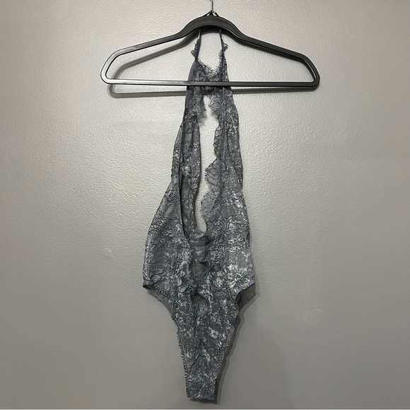 Victoria Secret Teddy - Picture 4 of 5